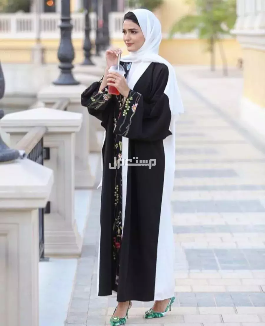أجمل أفكار تنسيق عبايات مفتوحة سوداء مع الصور موديلات عبايات للتفصيل