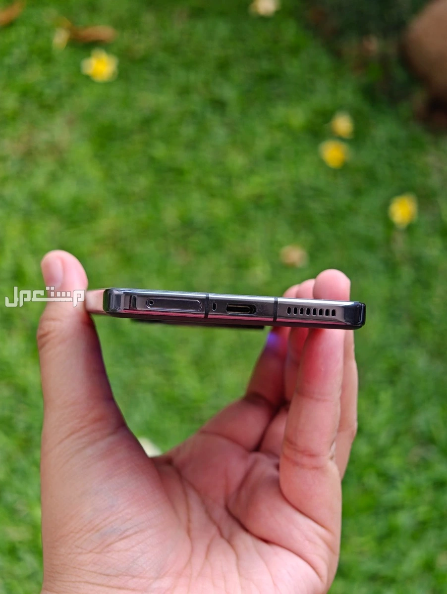 مواصفات وسعر هاتف فيفو iQOO 13 مع المميزات والعيوب فيفو ايكو 13