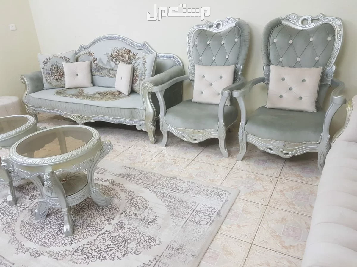 كنب تركي كلاسيكي فاخر شبه جديد