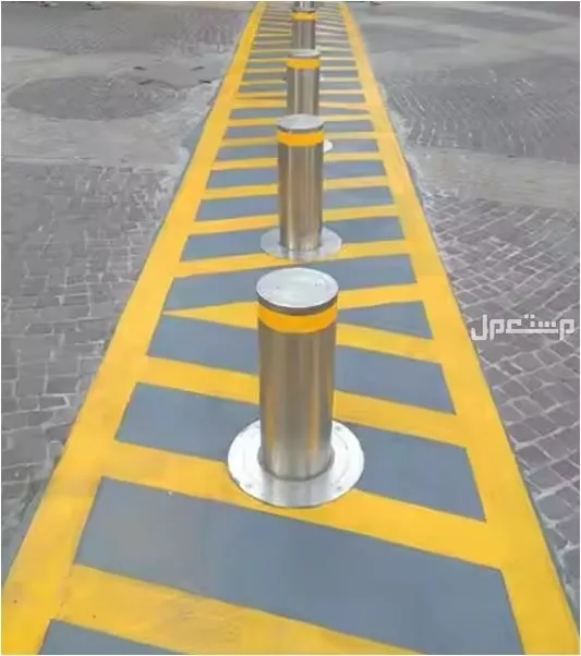 حاجز هيدروليكي عمودى قابل للسحب الأوتوماتيكي قوة تحمل اصطدام 30 طن