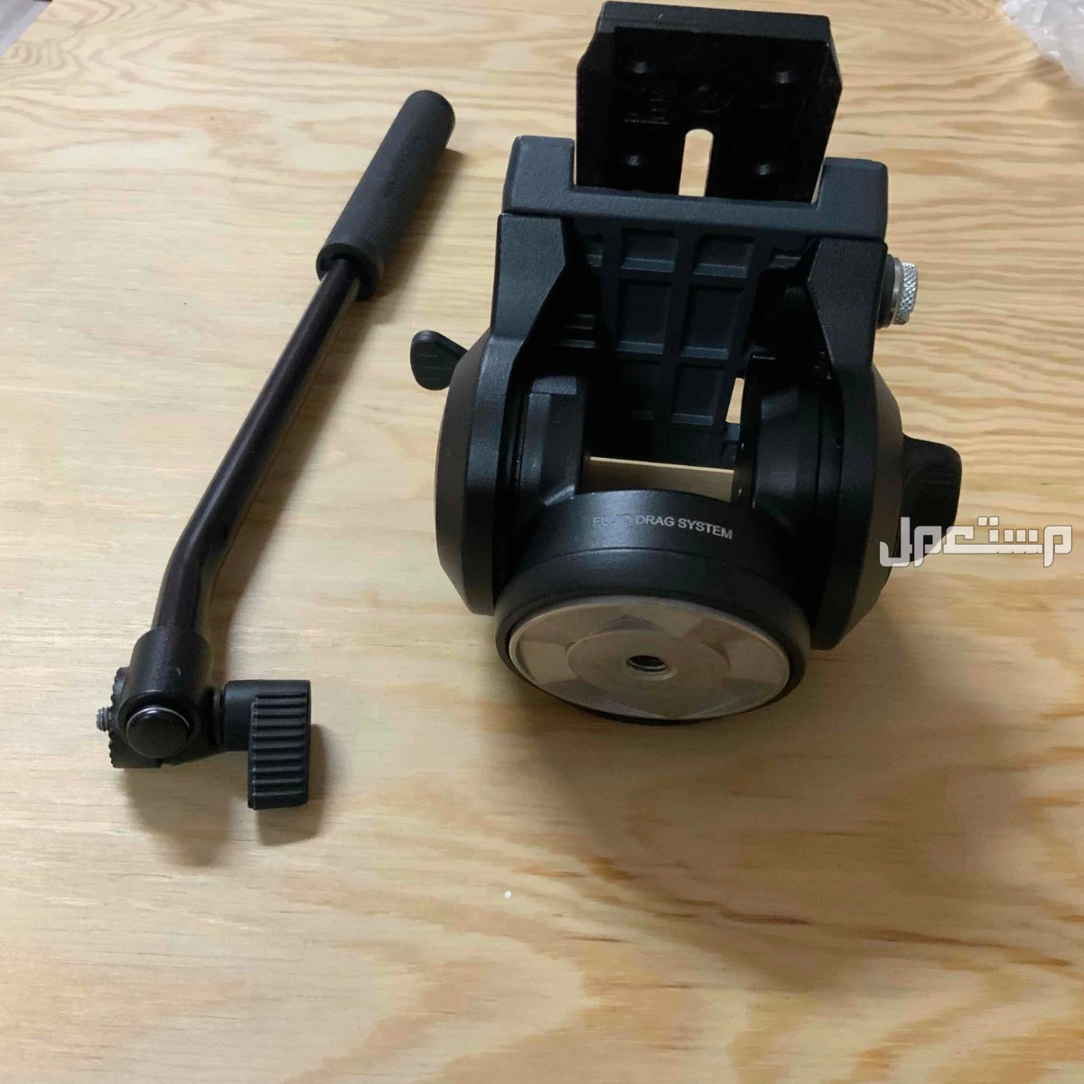 راس فيديو احترافي مانفروتو manfrotto في الطائف