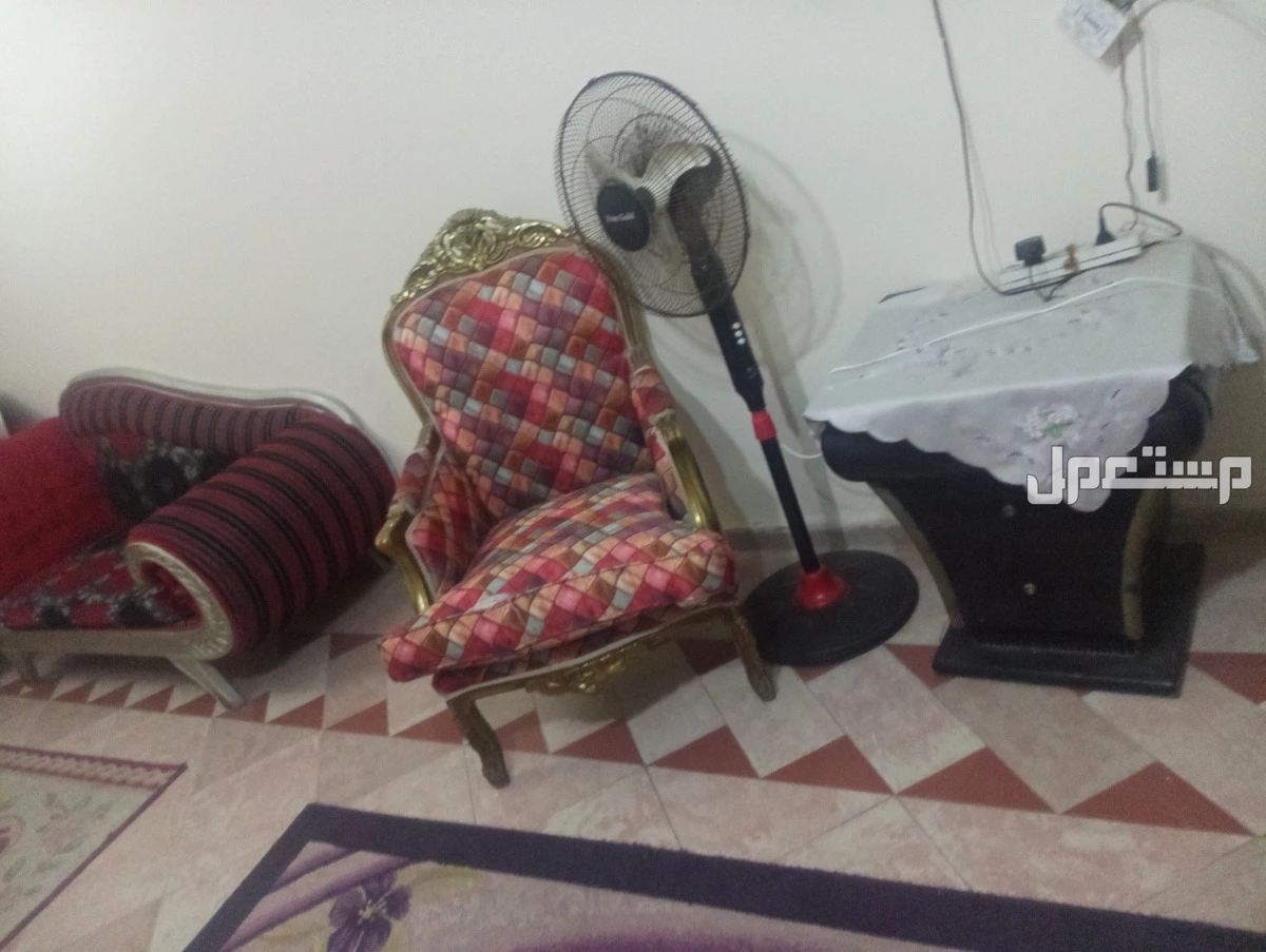 صالون للبيع كنبه واربع كراسي اسكندريه سيدى بشر بحر ى