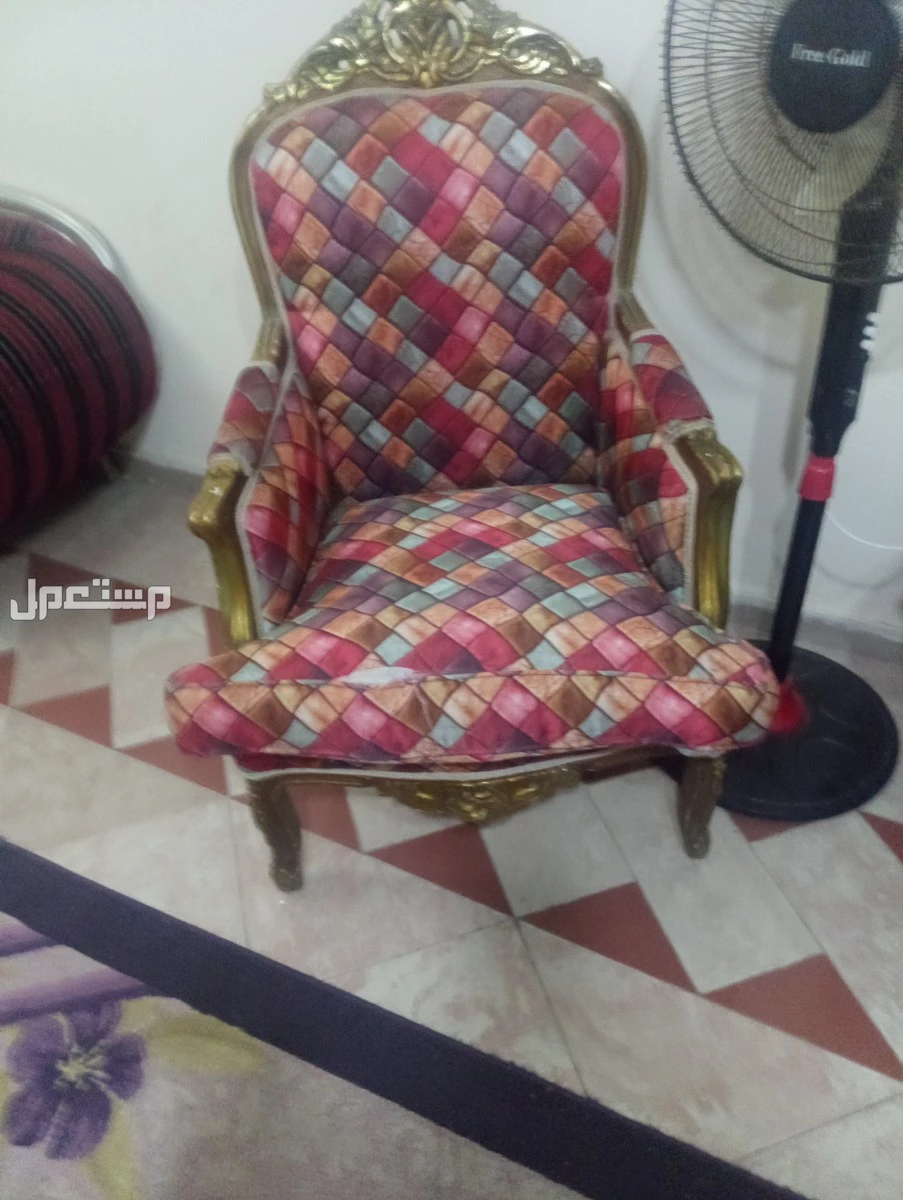 صالون للبيع كنبه واربع كراسي اسكندريه سيدى بشر بحر ى