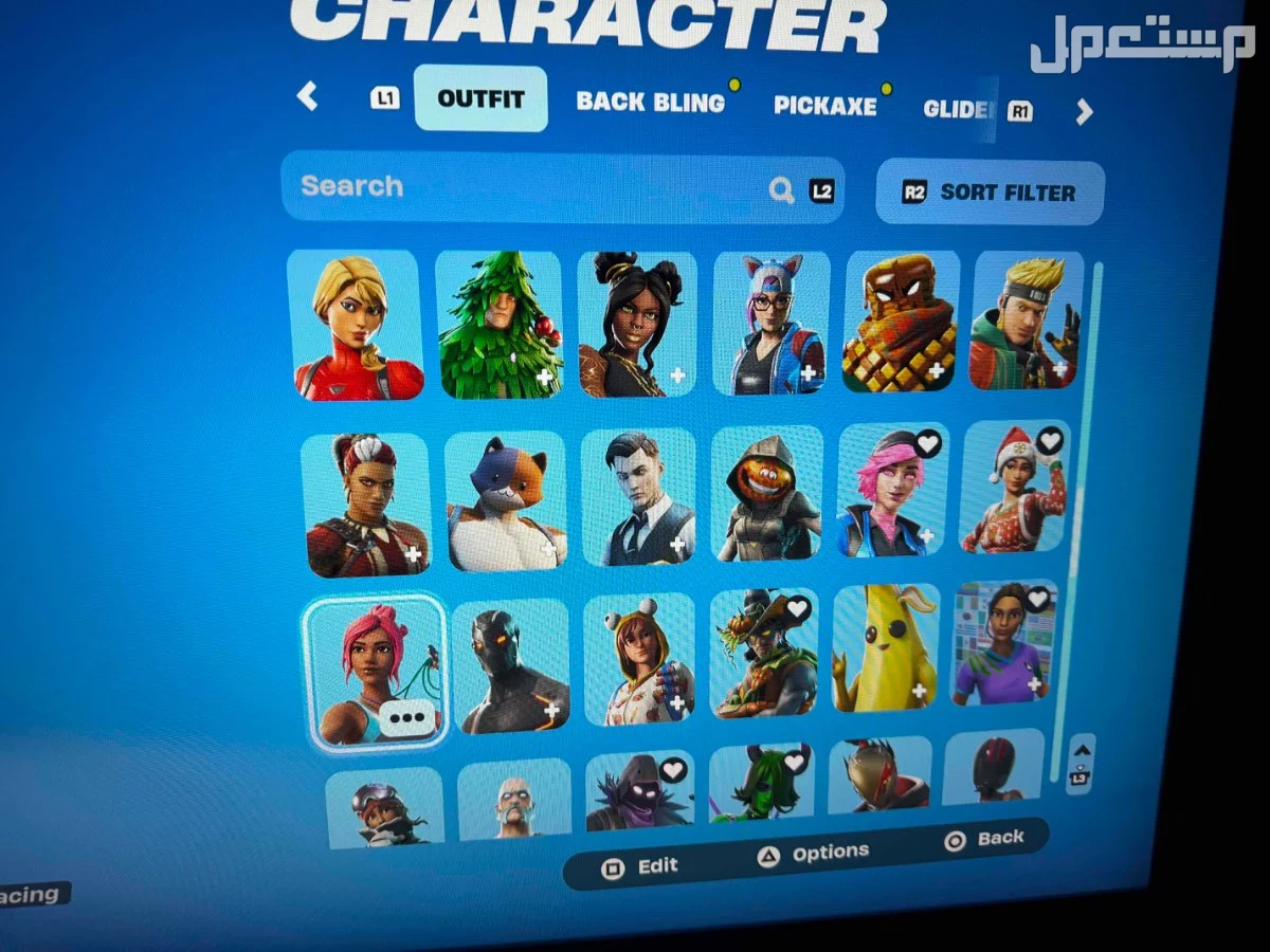 حساب فورت نايت مع ابيك اساسي 150 سكن