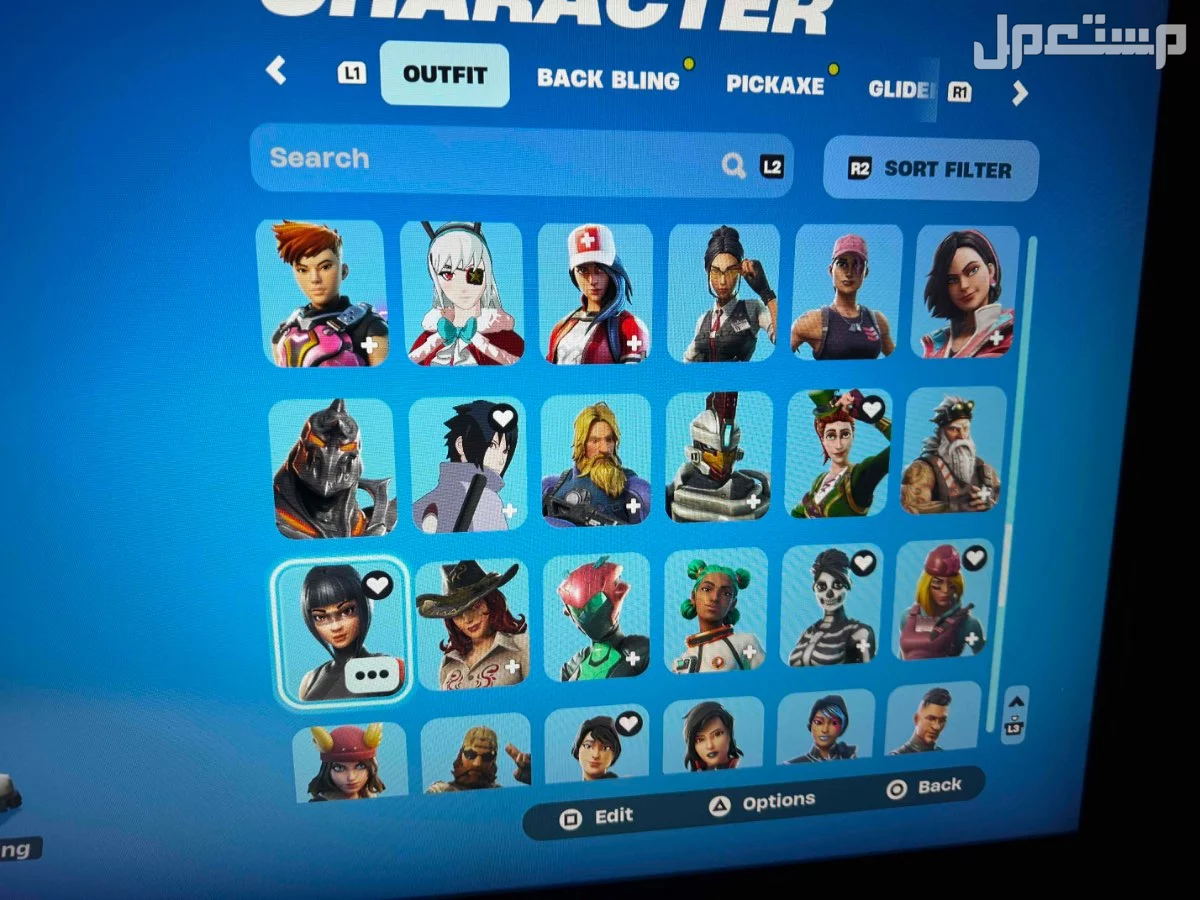 حساب فورت نايت مع ابيك اساسي 150 سكن