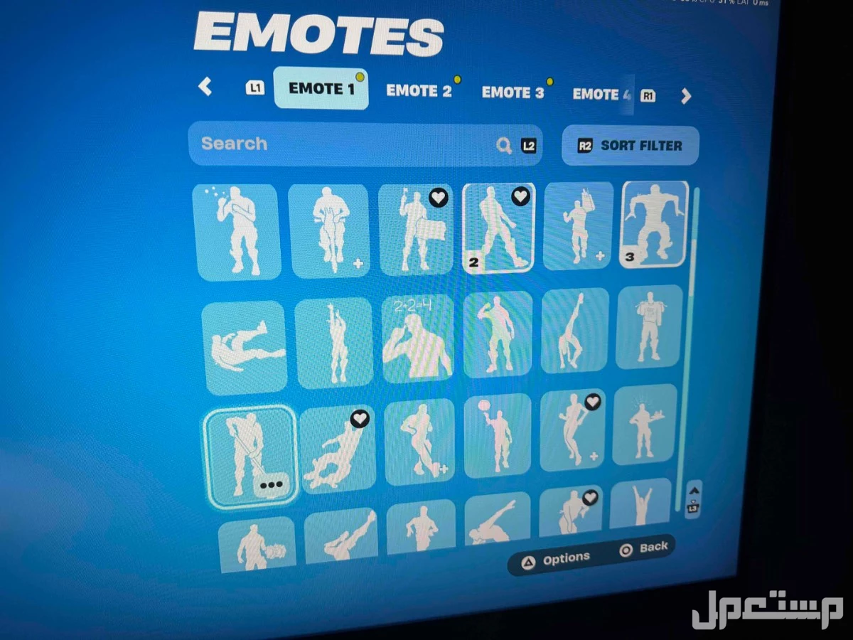 حساب فورت نايت مع ابيك اساسي 150 سكن