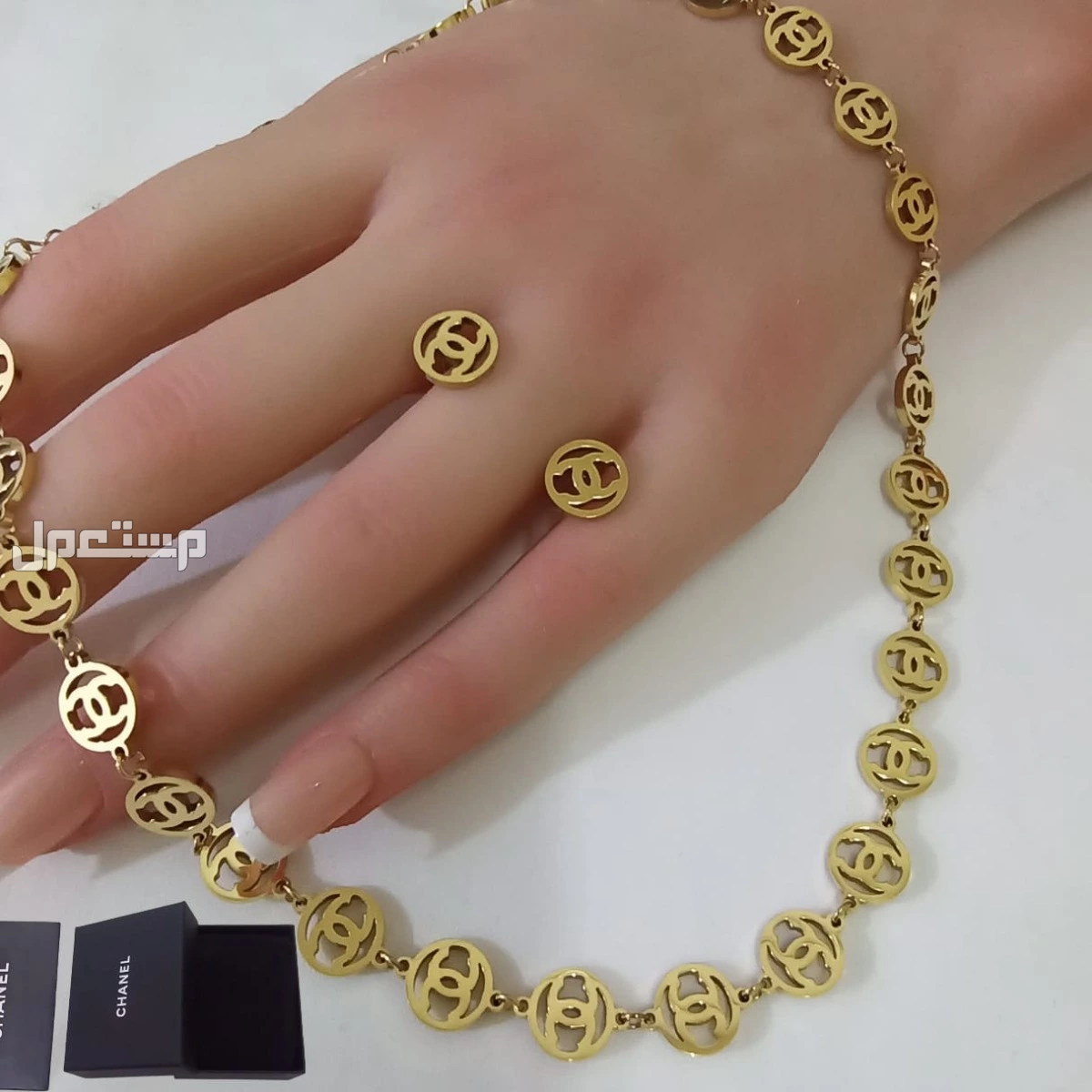 عرض اطقم اكسسوارات ماركات سلسال وحلق