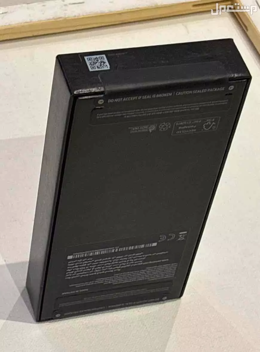 NEW Samsung Flip5 256GB BLACK 5G ماركة سامسونج في جدة بسعر 2200 ريال سعودي
