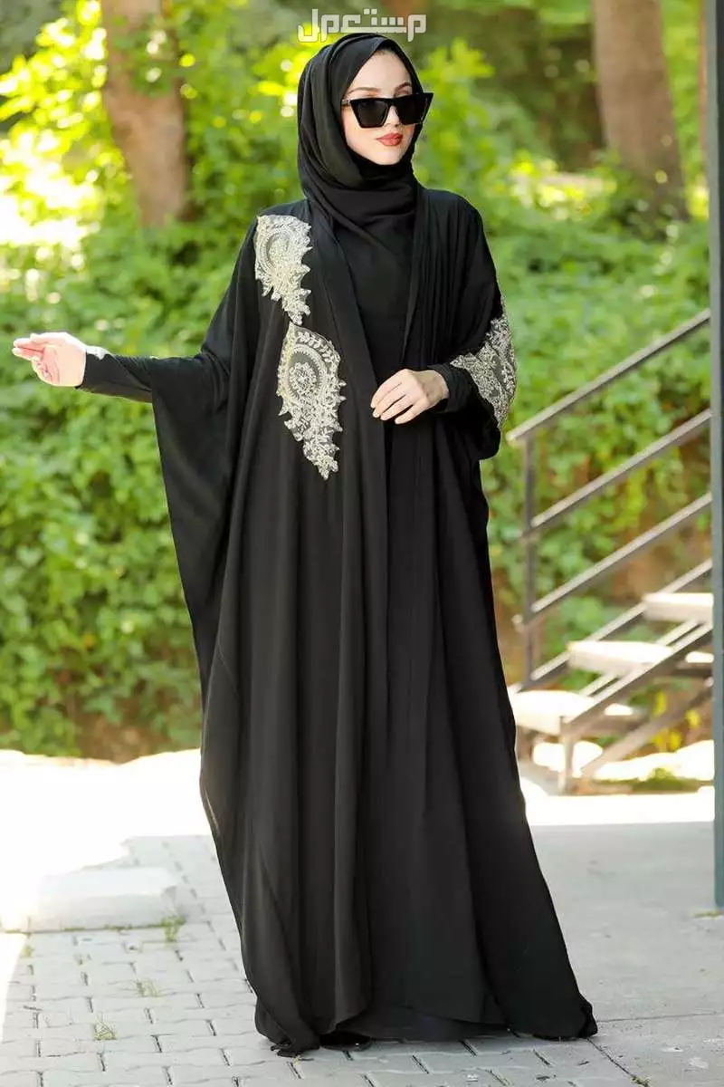 قصات عبايات تفصيل خليجي: التصميمات والمميزات والأسعار مع الصور عبايات تفصيل فاخرة في السعودية