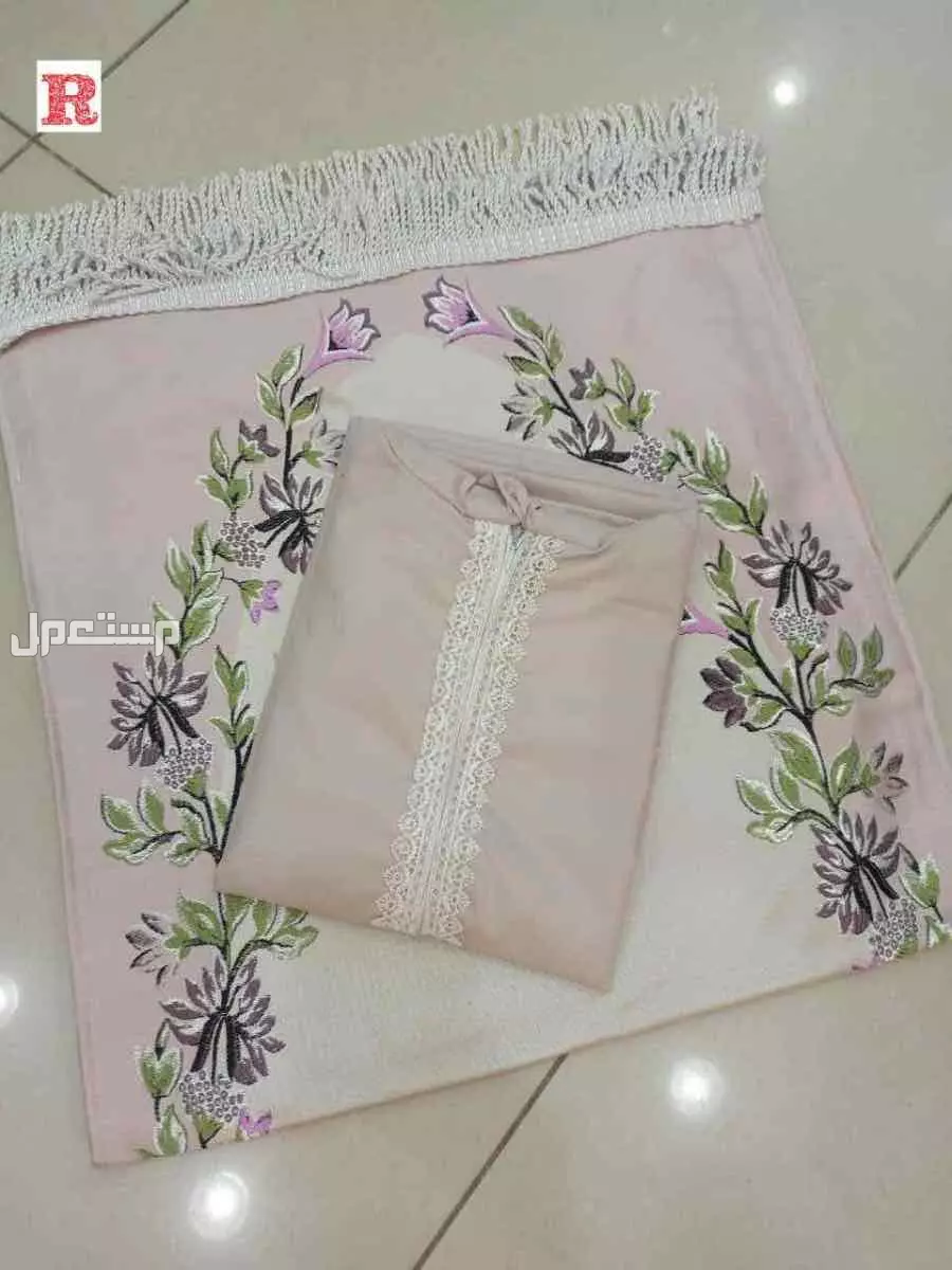 🌹عروضنا مستمره 🌹أطقم صلاة بنات 🌹الطقم يتكون من سجاد وشرشف كلفه قطن  🌹المقاسات من 6سنين إلى 14سنه