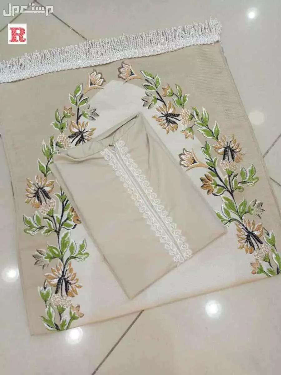 🌹عروضنا مستمره 🌹أطقم صلاة بنات 🌹الطقم يتكون من سجاد وشرشف كلفه قطن  🌹المقاسات من 6سنين إلى 14سنه