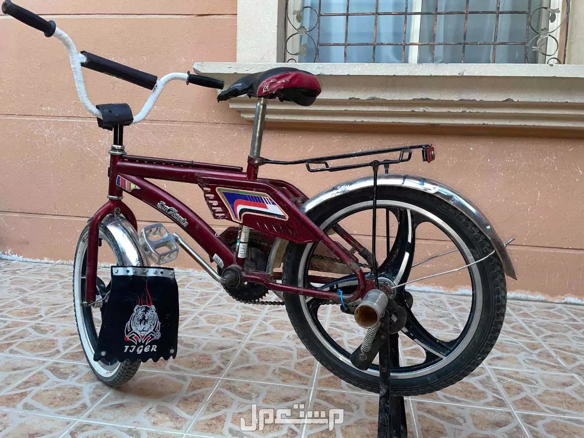 سيكل وامبو عنابي جنوط مروحة  في الأحساء بسعر 300 ريال سعودي