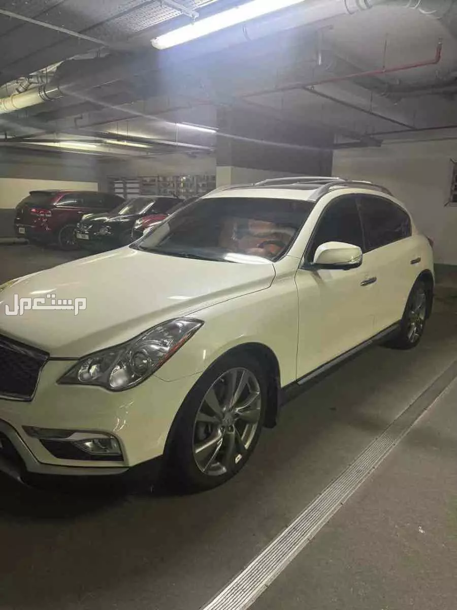 انفنتي QX50 2016 في سيح مديدة بسعر 9999999 درهم إماراتي