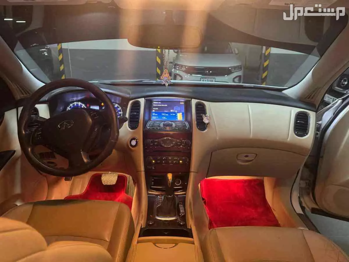 انفنتي QX50 2016 في سيح مديدة بسعر 9999999 درهم إماراتي