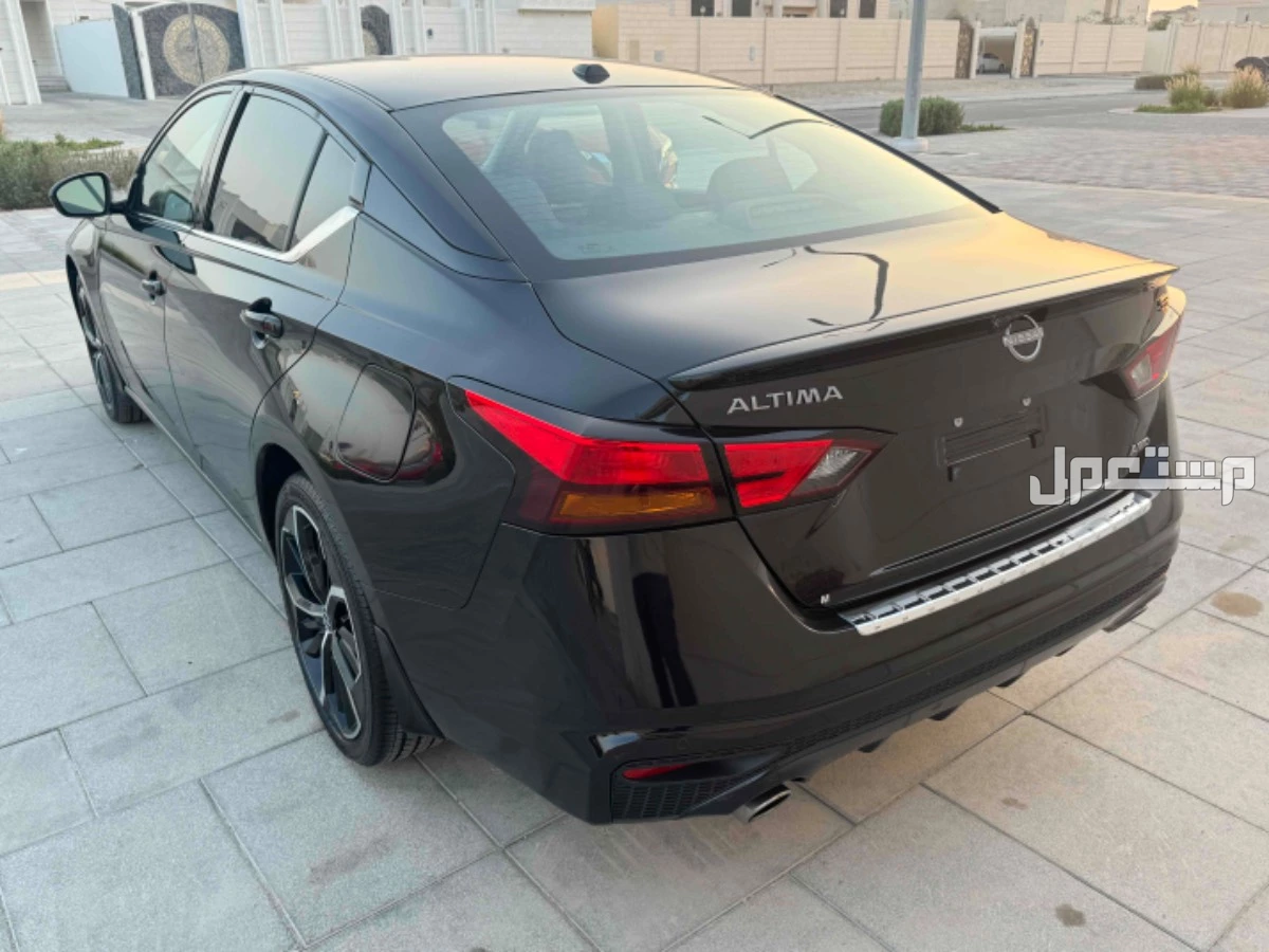 نيسان التيما 2023 في أبو ظبي بسعر 63500 درهم إماراتي