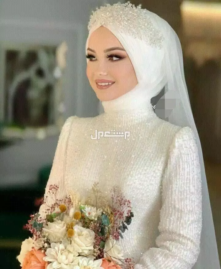 كيفية اختيار طرحة العروس المحجبة.. أنواعها بحسب شكل الوجه طرح عروس للمحجبات 2025