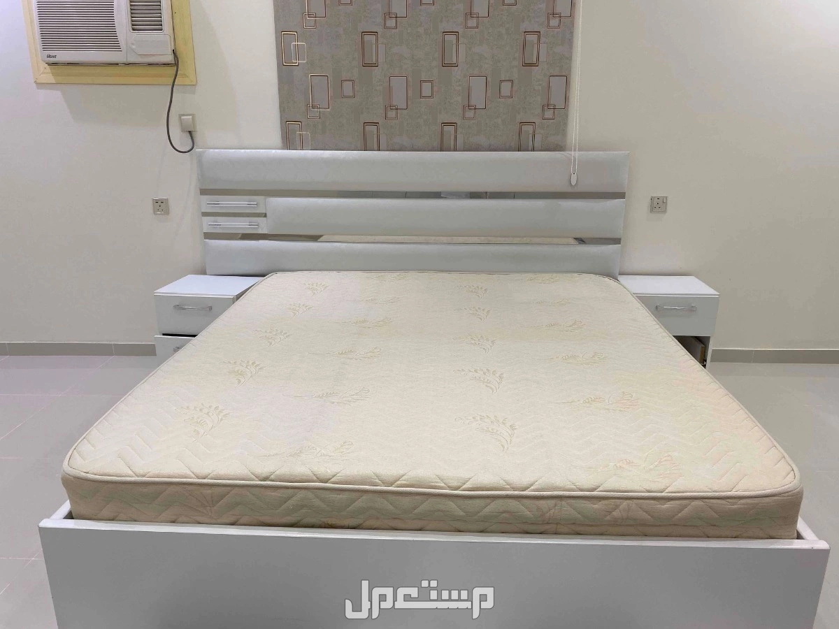 غرفه نوم وفرشه في  في الطائف بسعر 1300 ريال سعودي