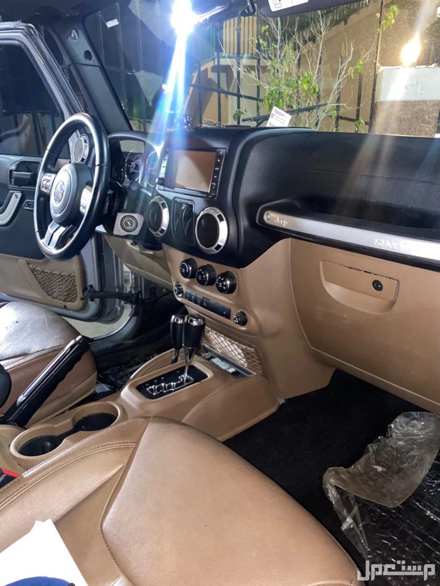 جيب رانجلر 2017 في جدة بسعر 90 ريال سعودي