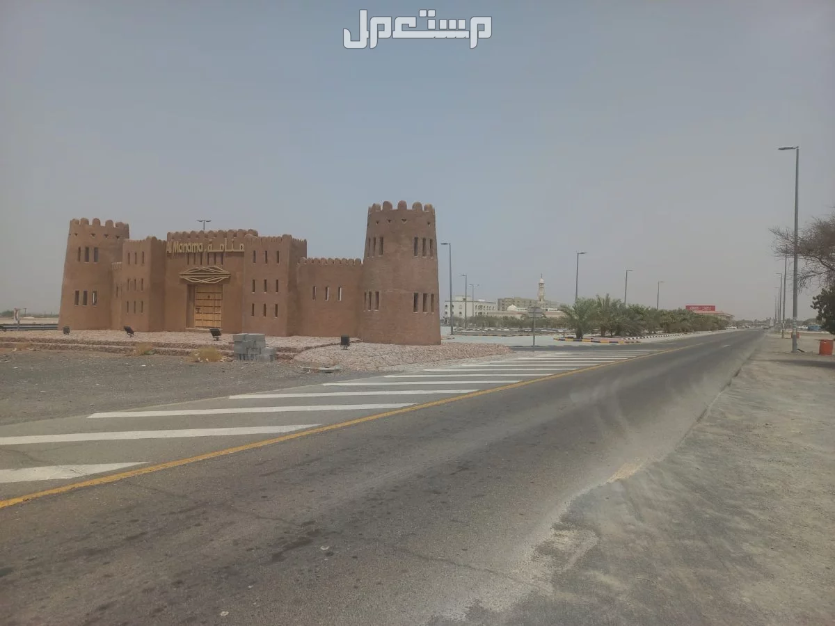 أرض للبيع في المنامة على الطريق مباشر قريبة من مسجد السويحي