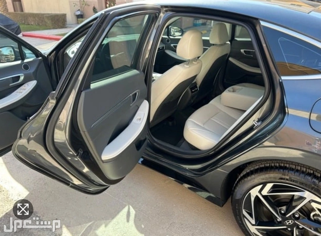 هيونداي سوناتا 2025 في الرياض بسعر 130 ألف ريال سعودي