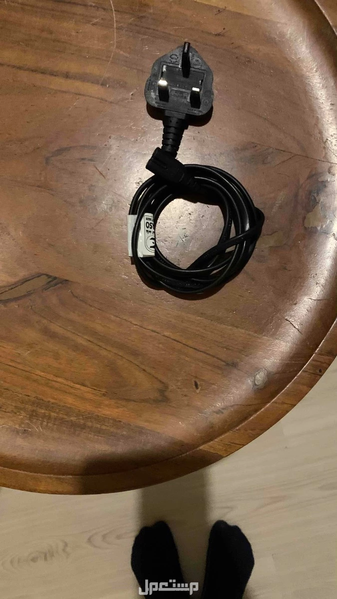 سوني 5 جديد لم يستعمل الا سنه تحت الضمان وفيه مشكله ال HDMI يبغا له تصليح مع جميع اغراضه الاصليه ماعدا اليد واذا كنت تبي اليد تواصل معي  في المدينة المنورة بسعر 1700 ريال سعودي