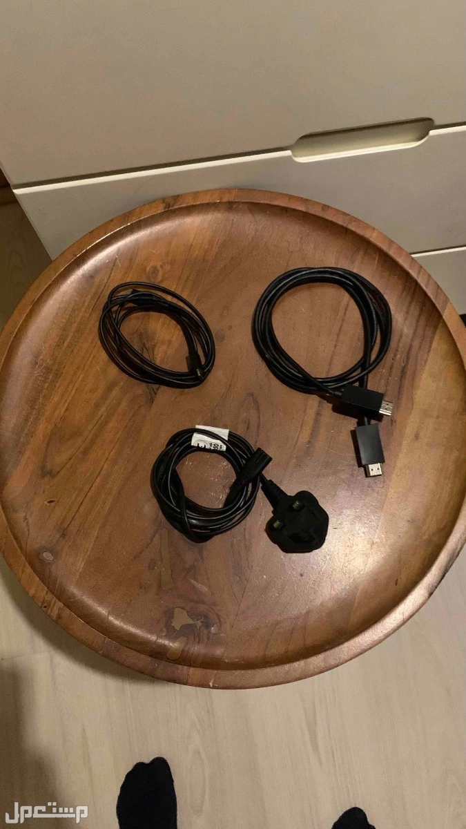 سوني 5 جديد لم يستعمل الا سنه تحت الضمان وفيه مشكله ال HDMI يبغا له تصليح مع جميع اغراضه الاصليه ماعدا اليد واذا كنت تبي اليد تواصل معي  في المدينة المنورة بسعر 1700 ريال سعودي