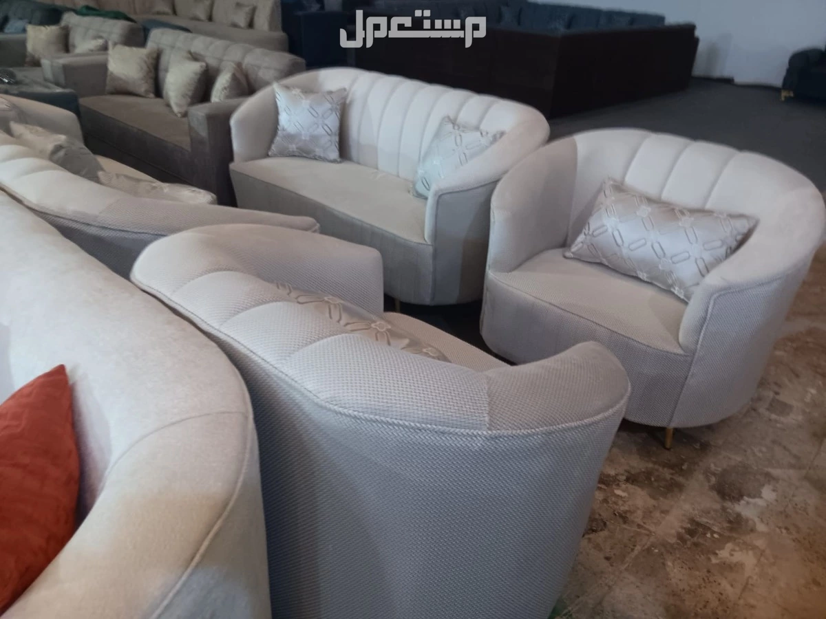 كنب جديد جاهز للبيع شامل التوصيل بالرياض