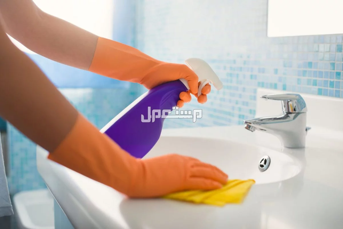 كيفية تنظيف الحمام بمكونات طبيعية.. 3 وصفات لمرحاض نظيف ومعطر كيف أنظف الحمام؟