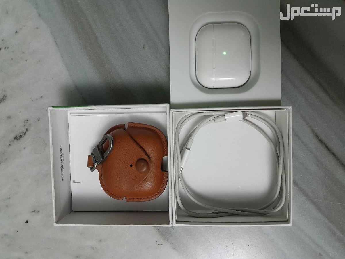 airpods 3 في قسم حلوان بسعر 250 جنيه مصري