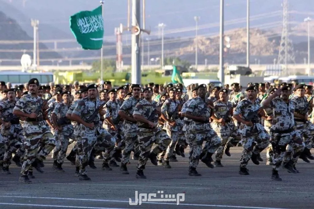 تعرف على أنواع البدل العسكرية السعودية 1446 - 2025 (صور) أنواع البدل العسكرية السعودية: تصميمات ومواصفات