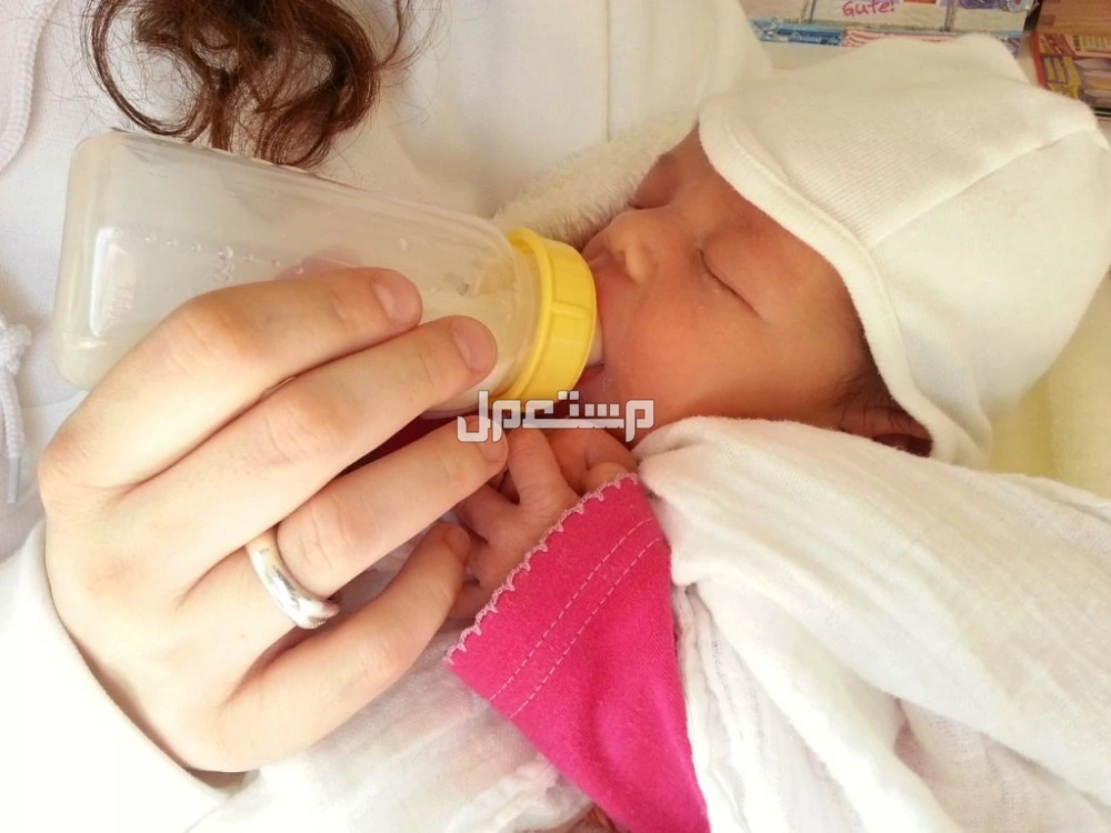 ما تفسير حلم الرضاعة في المنام للعزباء والمتزوجة؟ تفسير رؤية الرضاعة في المنام للمتزوجة