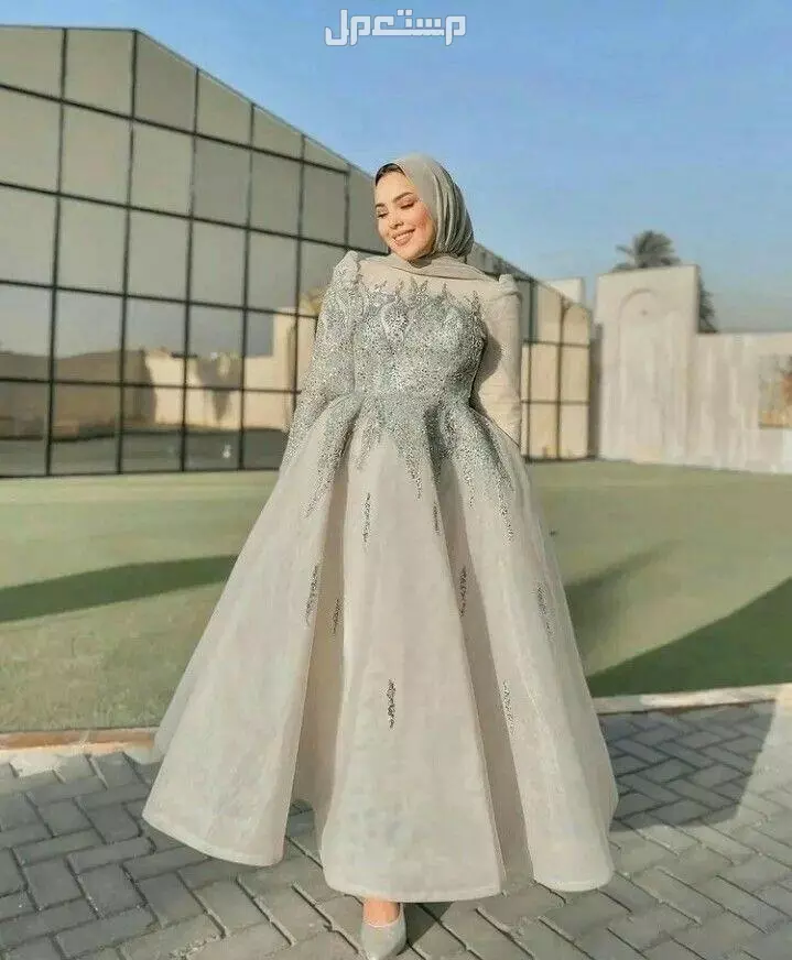 أجمل فساتين مناسبات 2025 والأسعار (صور) فساتين سهرة 2025 بأقمشة راقية وألوان مميزة