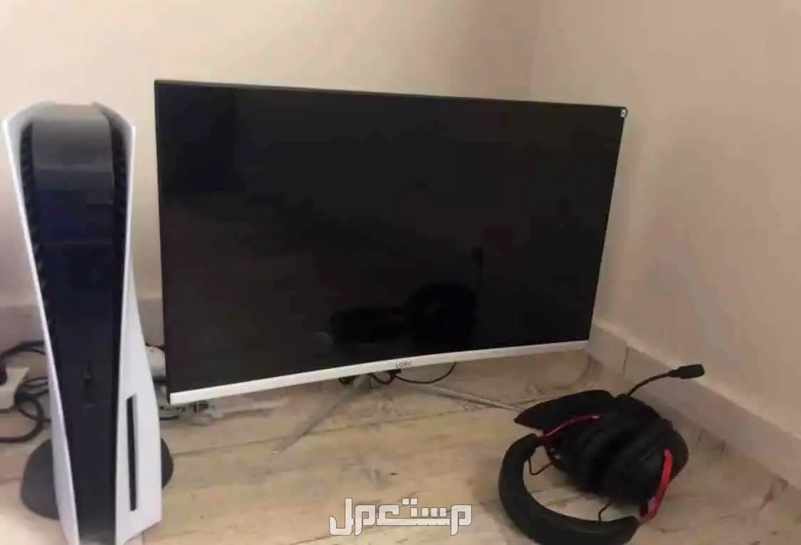 سوني 5 وا شاشة قيمنق وا سماعة هايبر اكس كلاود 3 وايرلس