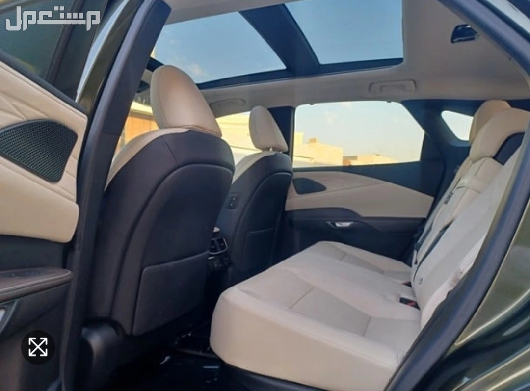 لكزس RX 2023 في الرياض بسعر 265 ألف ريال سعودي