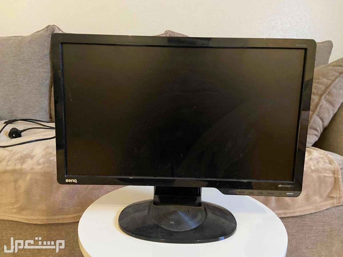 شاشة BenQ في الرياض بسعر 150 ريال سعودي