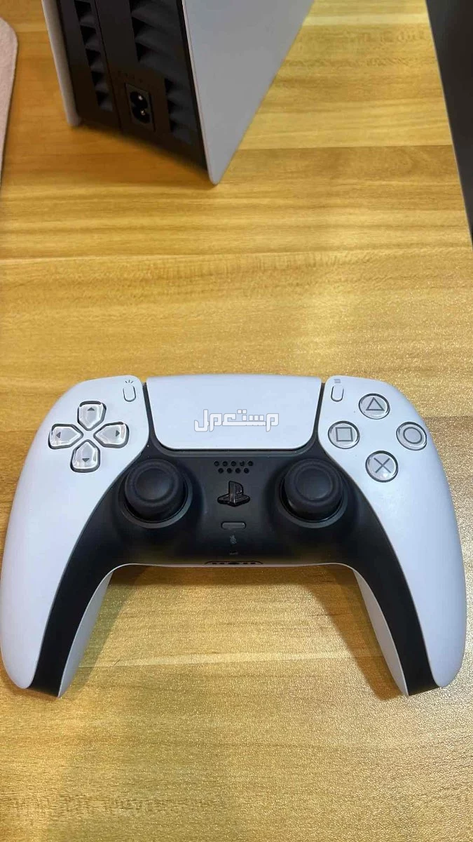 للبيع سوني 5 استخدام نضيف جداً