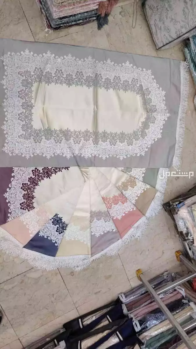 🌹عروضنا مستمره 🌹🌹أطقم صلاة خامه نظيف  🌹الطقم يتكون من 🌹 سجاد صلاة مبطن  اثنين سنت  🌹شرشف صلاة قطن مطرز 🌹بيت مصحف مطرز 🌹جده
