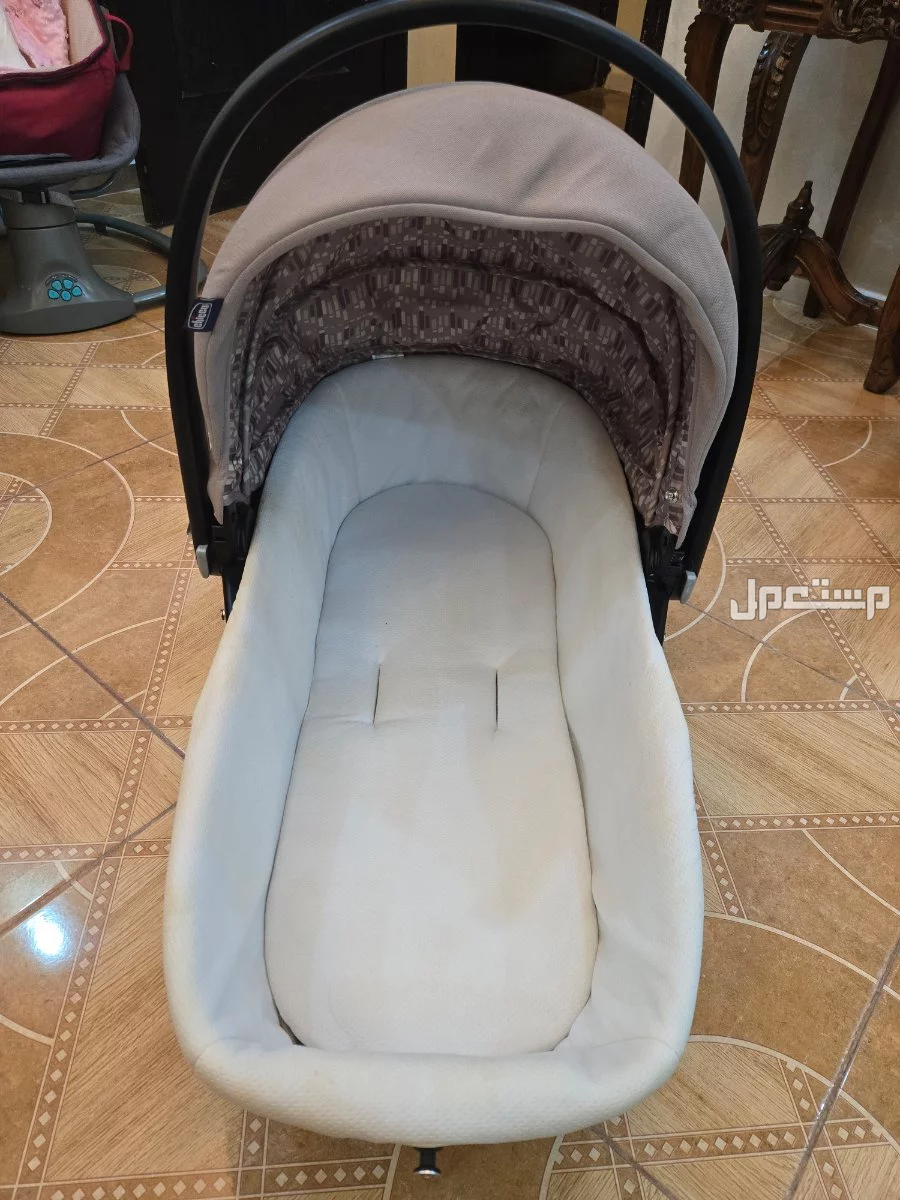 اغراض اطفال للبيع في عمان 2025