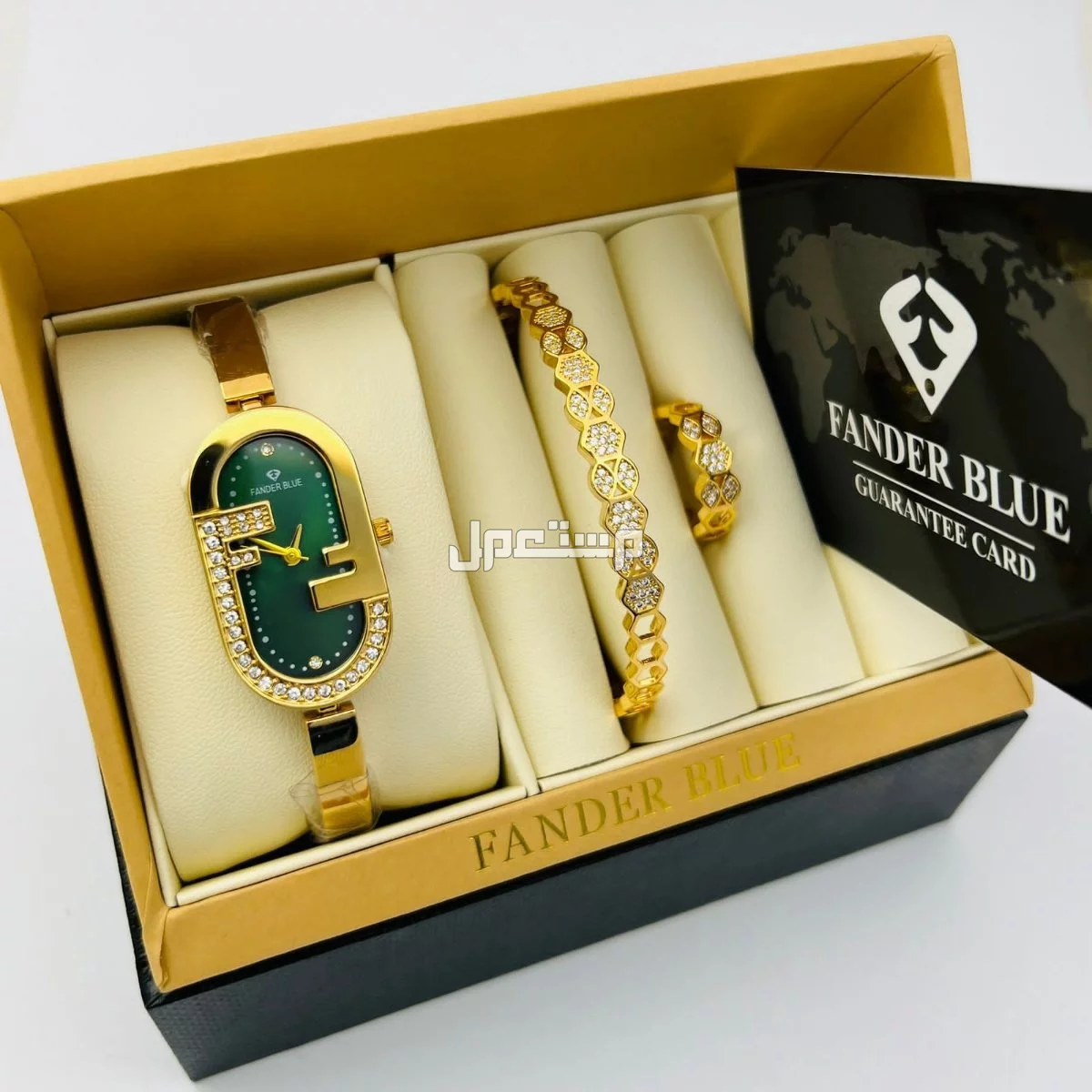 اطقم نسائيه ساعات نسائى في الرياض بسعر 150 ريال سعودي