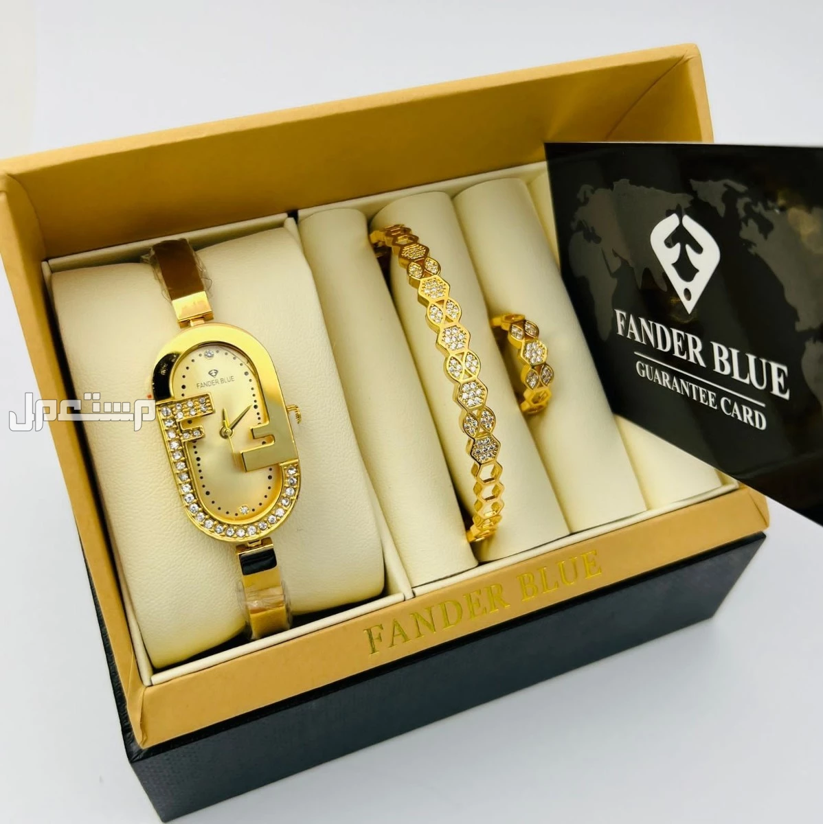 اطقم نسائيه ساعات نسائى في الرياض بسعر 150 ريال سعودي