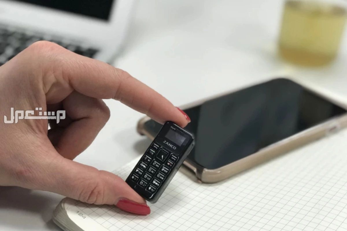 سعر ومواصفات هاتف Nano Phone.. مميزات وعيوب أصغر هاتف في العالم