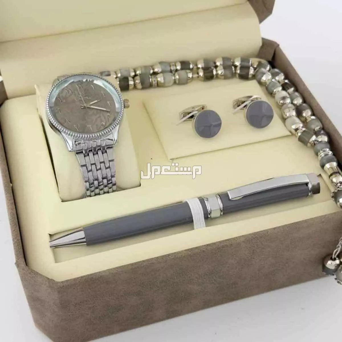 🌹عروضنا مستمره 🌹 عرضنا اليوم  🌹أطقم ساعات رجالي شكل ماركة 🌹الطقم يتكون من 🌹ساعة شكل ماركة ضد الماء 🌹ضمان سنه 🌹كبك 🌹قلم 🌹سبحه 🌹علبه وكيس كرتوني 🌹