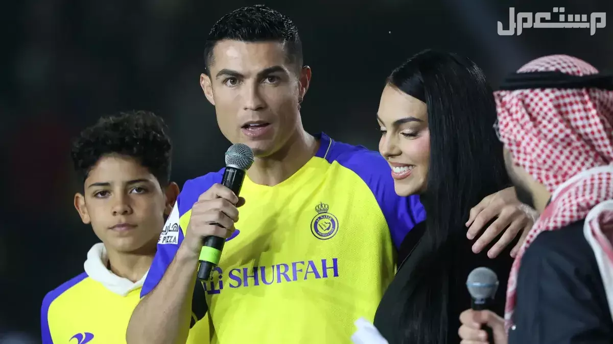 ما هي خيارات عقد كريستيانو رونالدو مع النصر بعد التعديل؟.. اعرف التفاصيل كريستيانو رونالدو مع عائلته