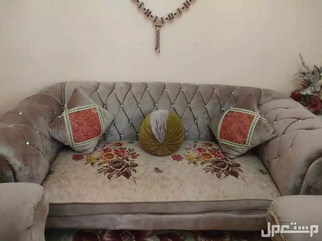 انتريه تحفه للبيع بحاله ممتازه جدا يعتبر جديد