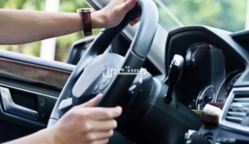 تفسير حلم ركوب السيارة في المقعد الخلفي ماذا يعني ركوب السيارة في المنام؟