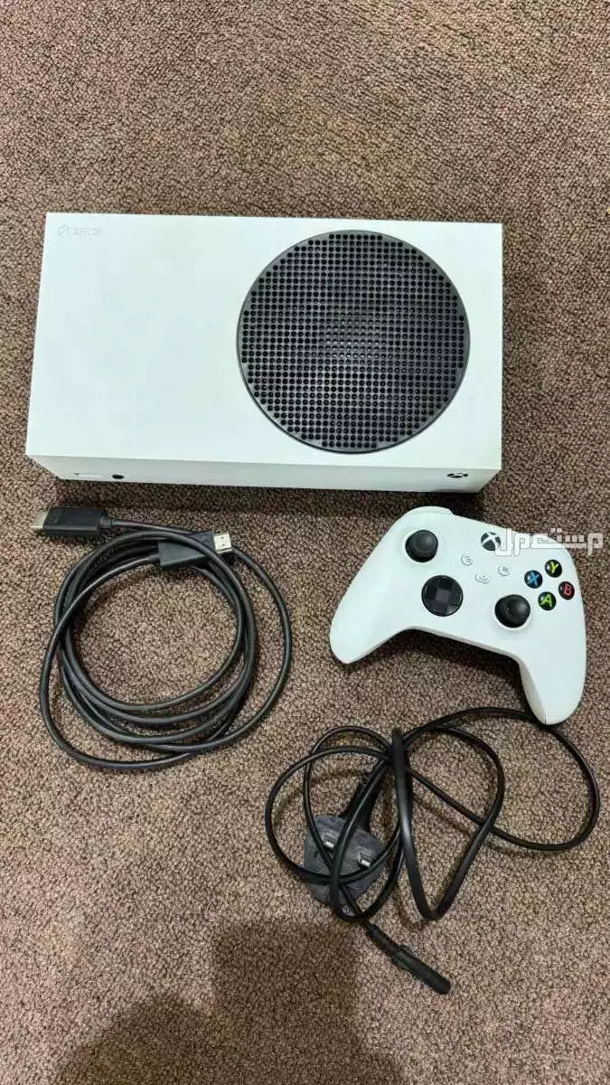 جهاز اكس بوكس من نوع سيريس اس نظيف مستعمل