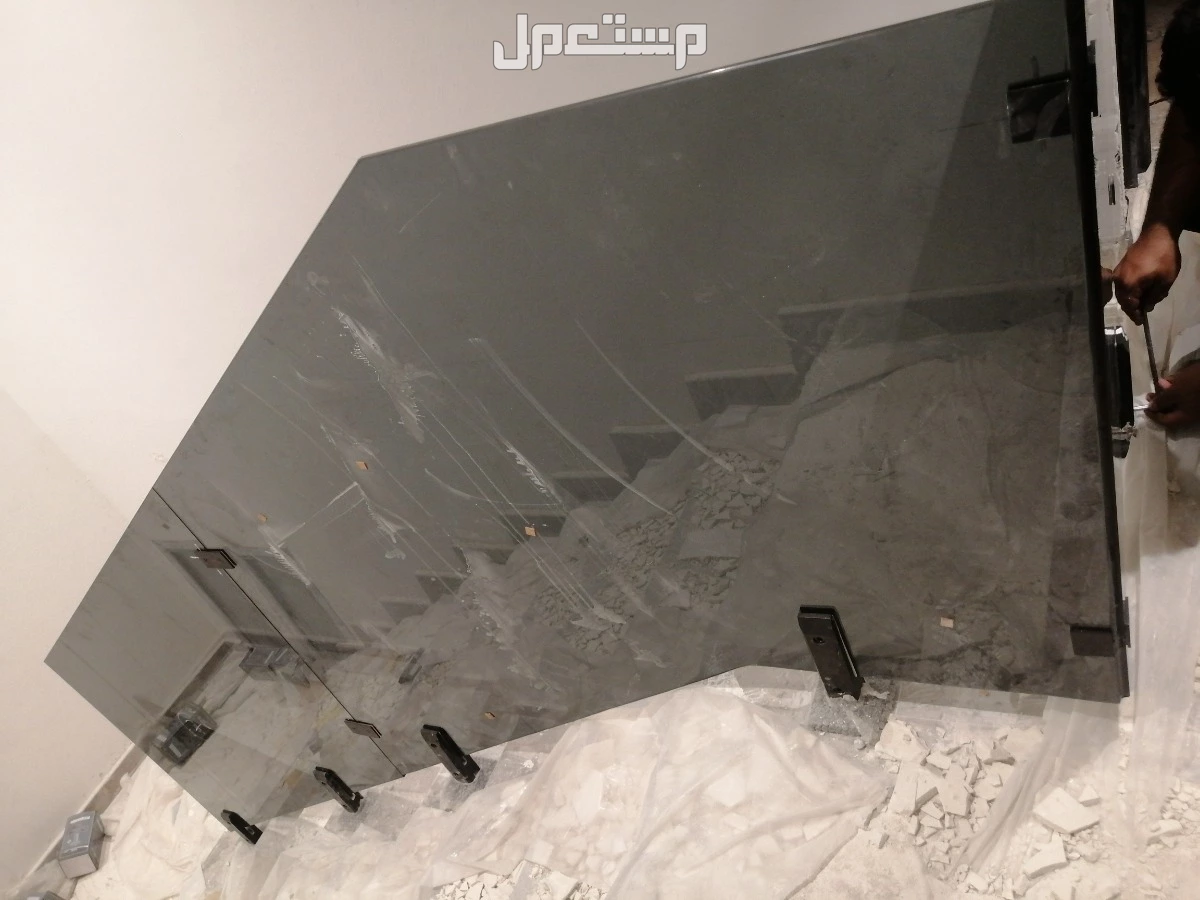 زجاج سكريت ومرايات شورات واجهات مكاتب زجاج مريات شورات قواطع واجهات زجاج سكريت واجهات مكاتب زجاج مريات شورات قواطع واجهات زجاج سكريت