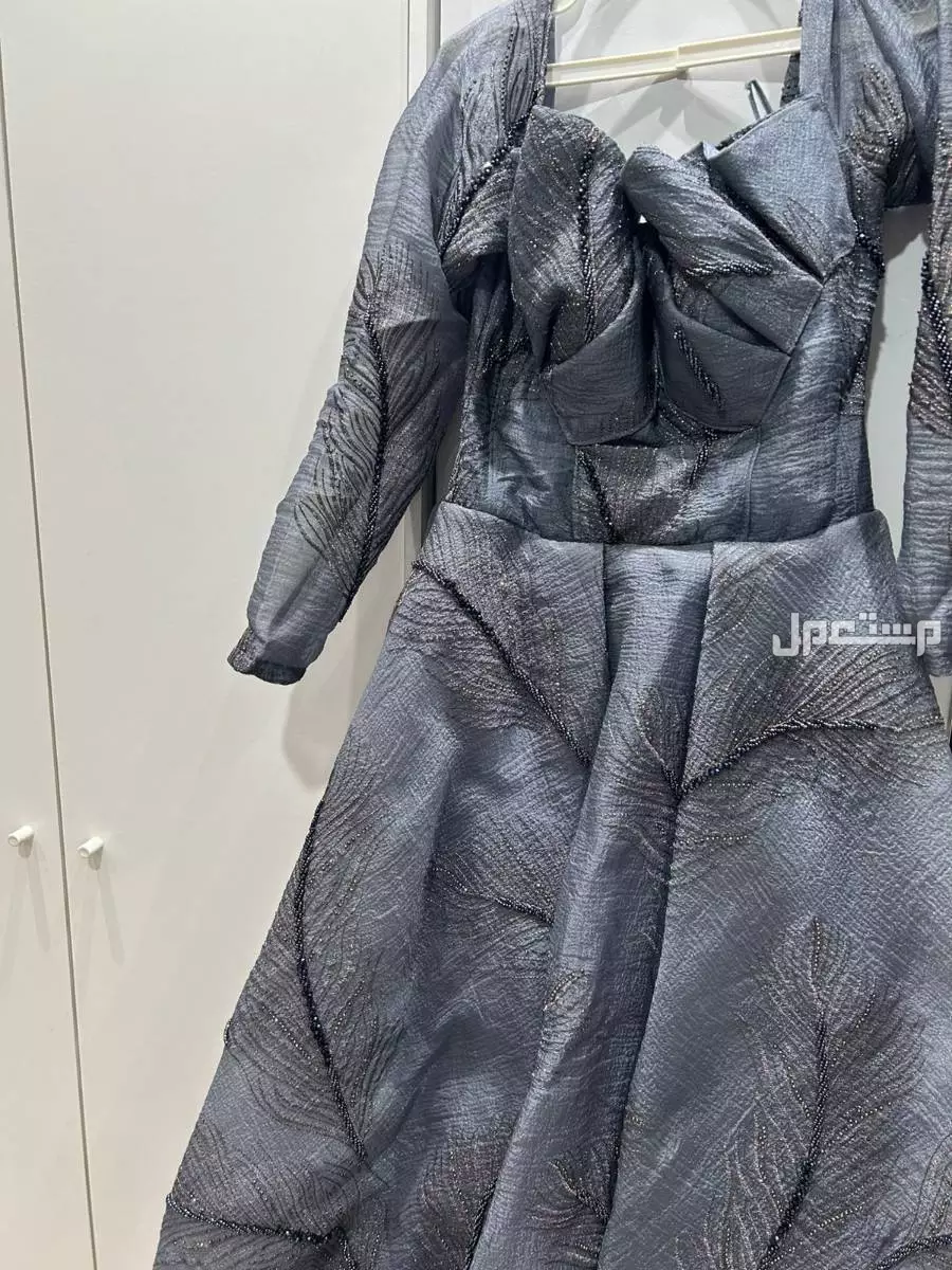 فستان تفصيل للبيع نظيف و جديد لبس 4ساعات 750مكه العوالي فستان للبيع تفصيل جديد لبس 4ساعات  750 في مكة المكرمة بسعر 750 ريال سعودي