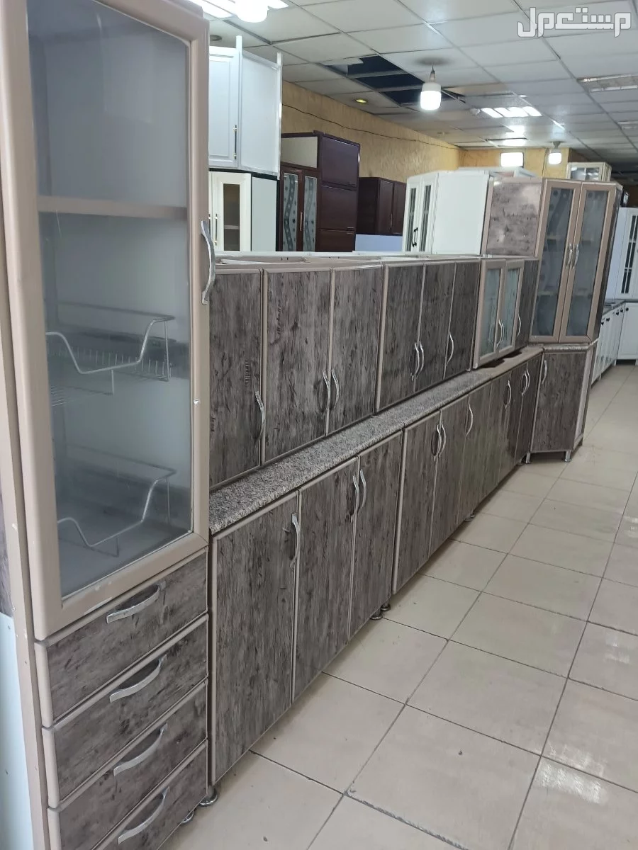 مطابخ مستعمله تشبه الجديد  في الرياض بسعر ألف ريال سعودي