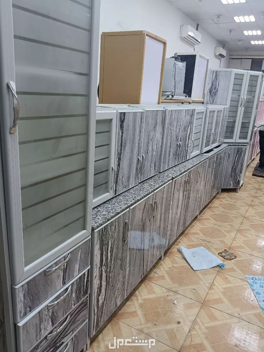 مطابخ مستعمله تشبه الجديد  في الرياض بسعر ألف ريال سعودي